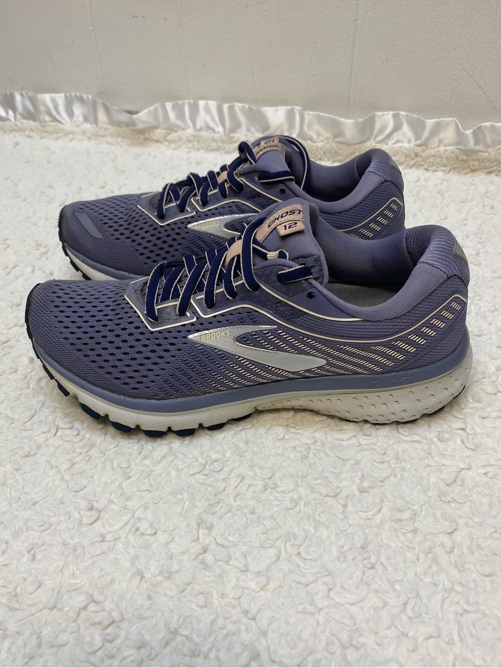Brooks Ghost 12 Women's Running Shoes Blue Gray Athletic Sneakers Size 6